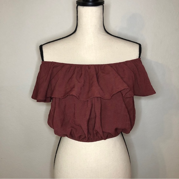 Urban Outfitters Kimchi Blue Maroon Plaid Ruffle Off Shoulder Crop Top Size XS - Picture 2 of 11